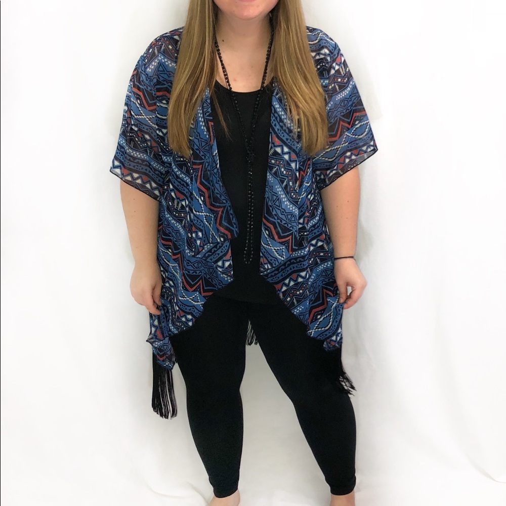 LuLaRoe Monroe kimono